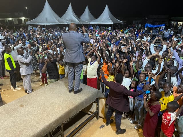 Praying for the crusaders